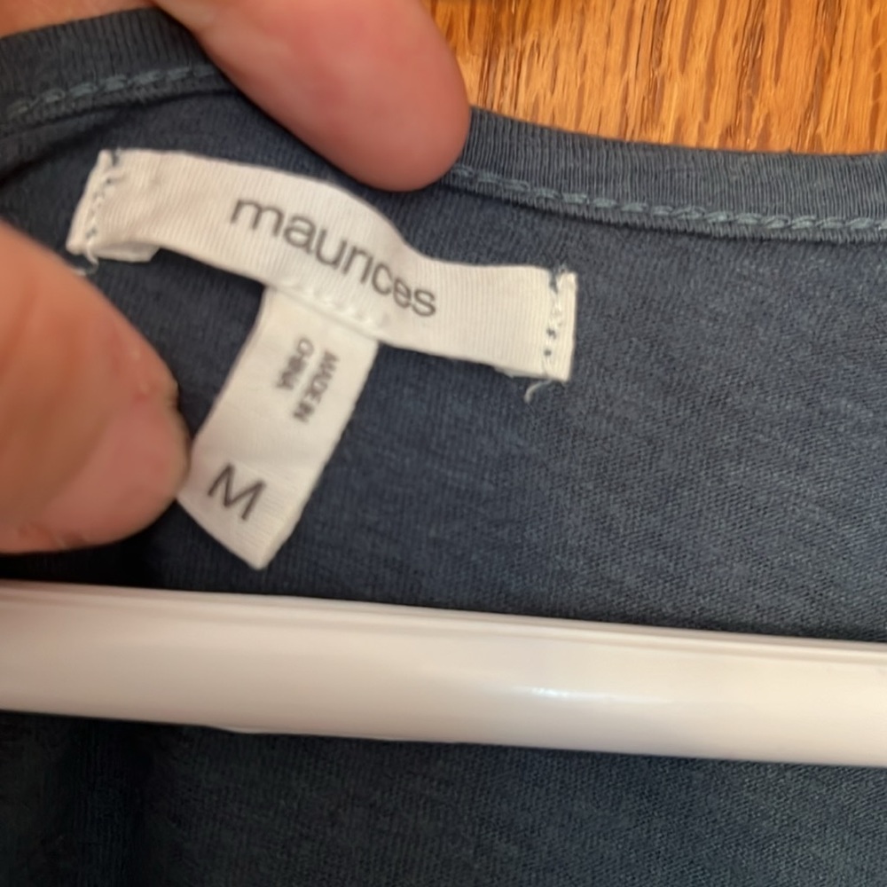Maurices womens medium teal top - Picture 2 of 3